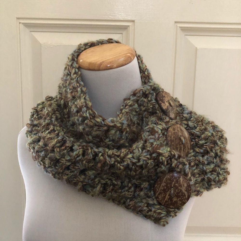 3 Button Handmade‎ Knitted Cowl Scarf